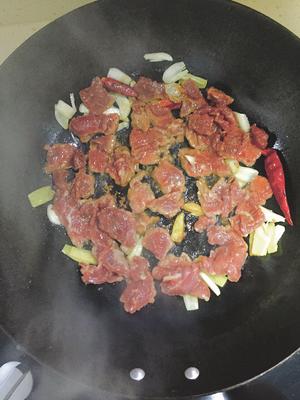 红椒葱香牛肉[生酮 低碳 ]的做法 步骤7