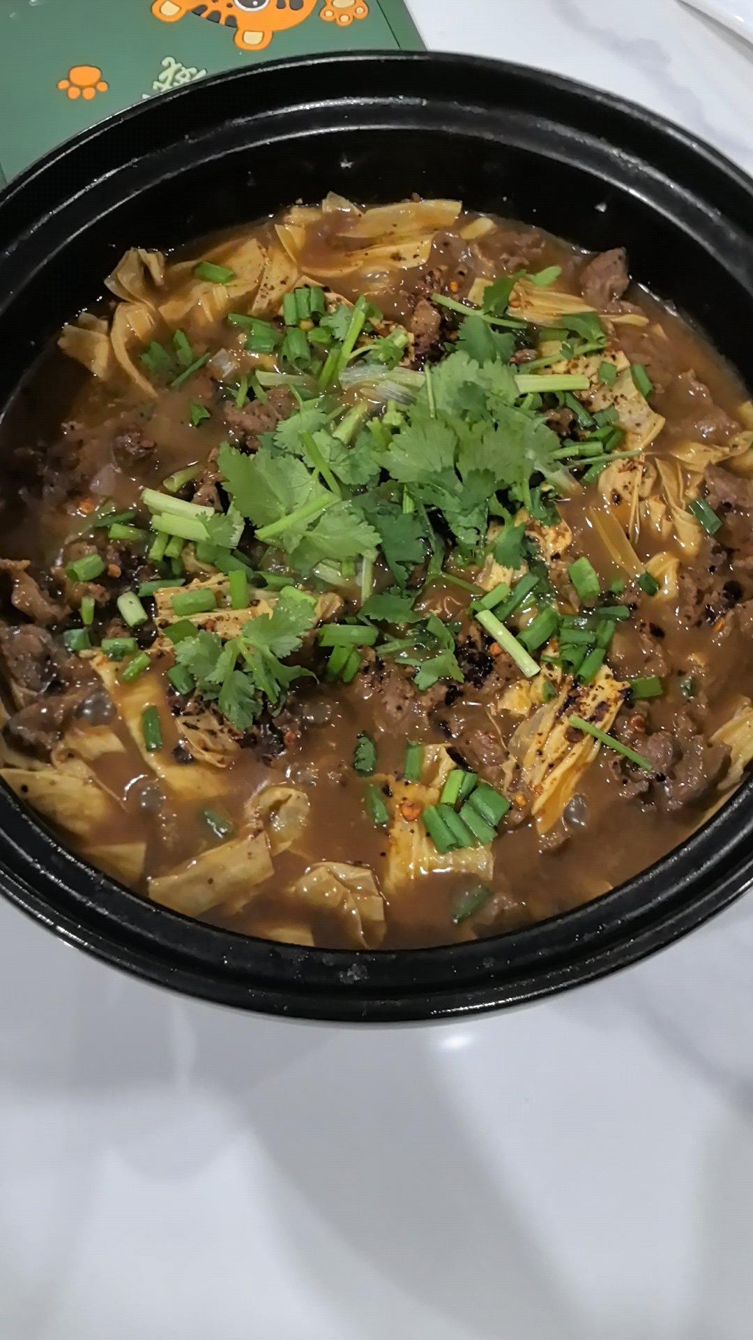 牛肉腐竹番茄煲