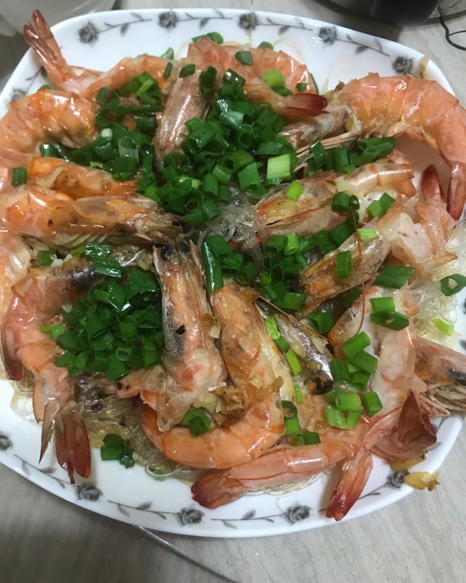 蒜蓉粉丝蒸大虾
