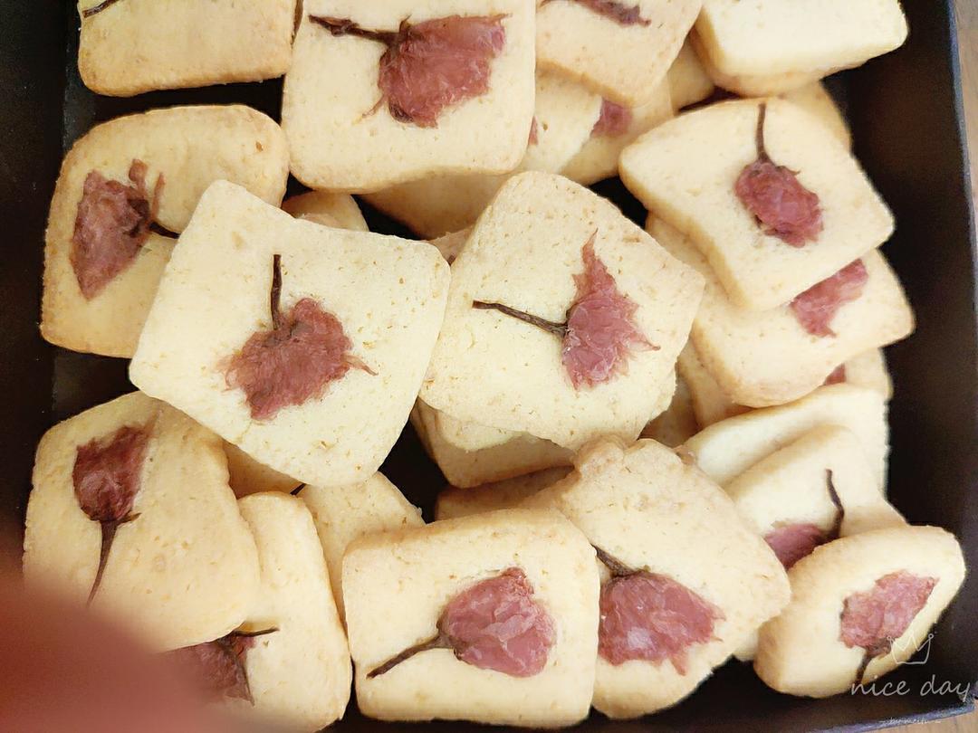 樱花蔓越莓曲奇饼干