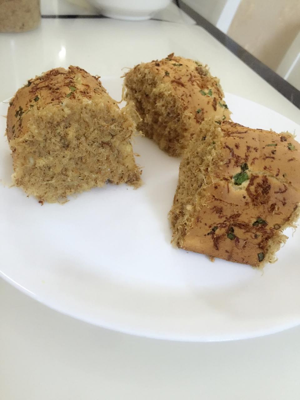 香葱肉松蛋糕卷