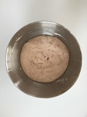 香浓草莓奶酪冰淇淋的做法 步骤7