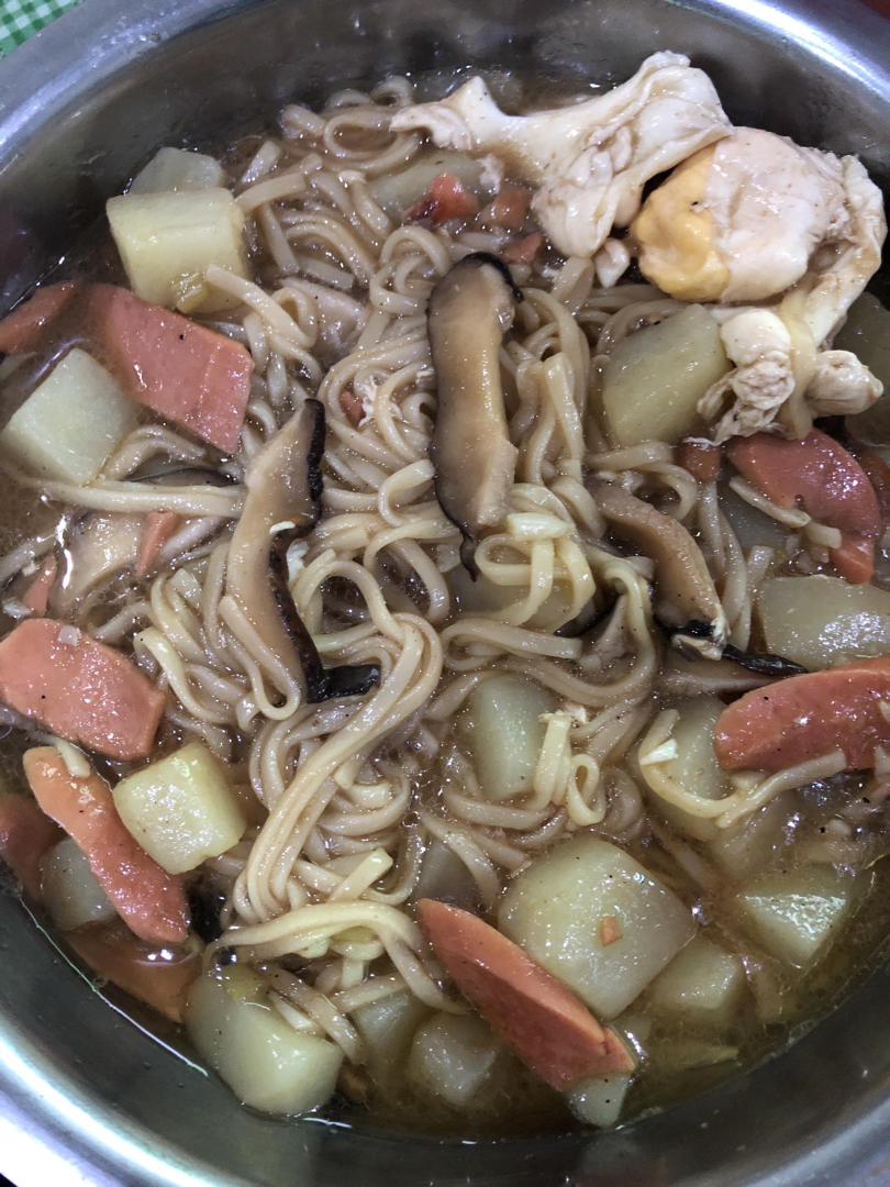 🔥超浓郁火腿土豆焖面❗️连吃三碗都不够