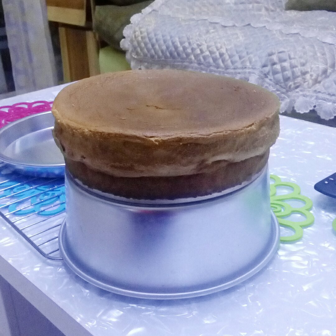 烤箱做蛋糕（戚风蛋糕的做法）