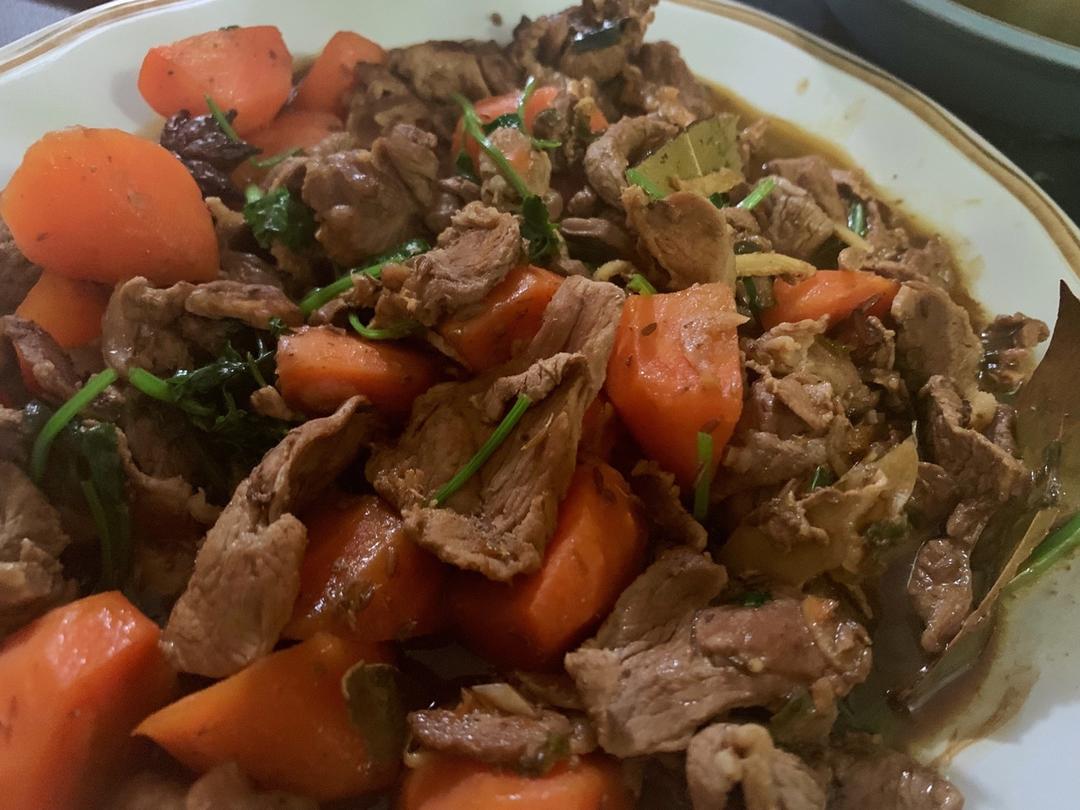红烧羊肉萝卜
