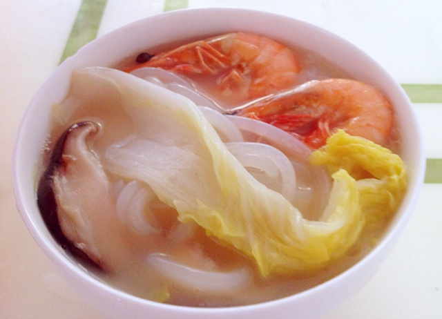 砂锅白菜鱼丸粉丝汤