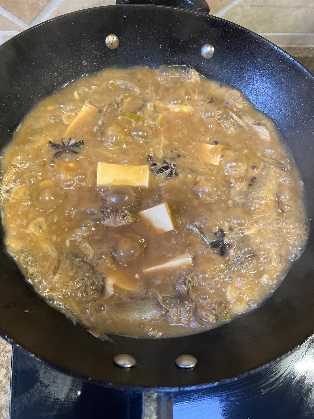 家熬鲫头鱼（小黄鱼）