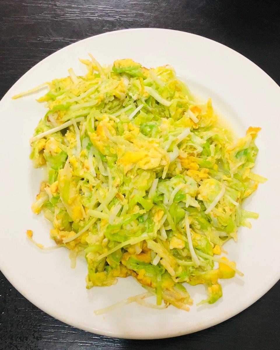 韭黄炒鸡蛋