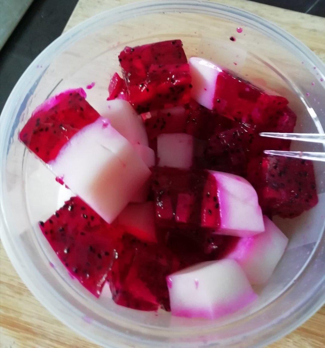 鲜掉眉毛的菌菇汤