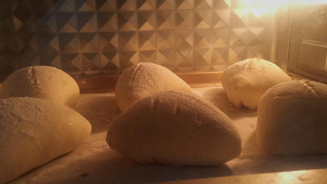 蔓越莓奶酥软欧包～