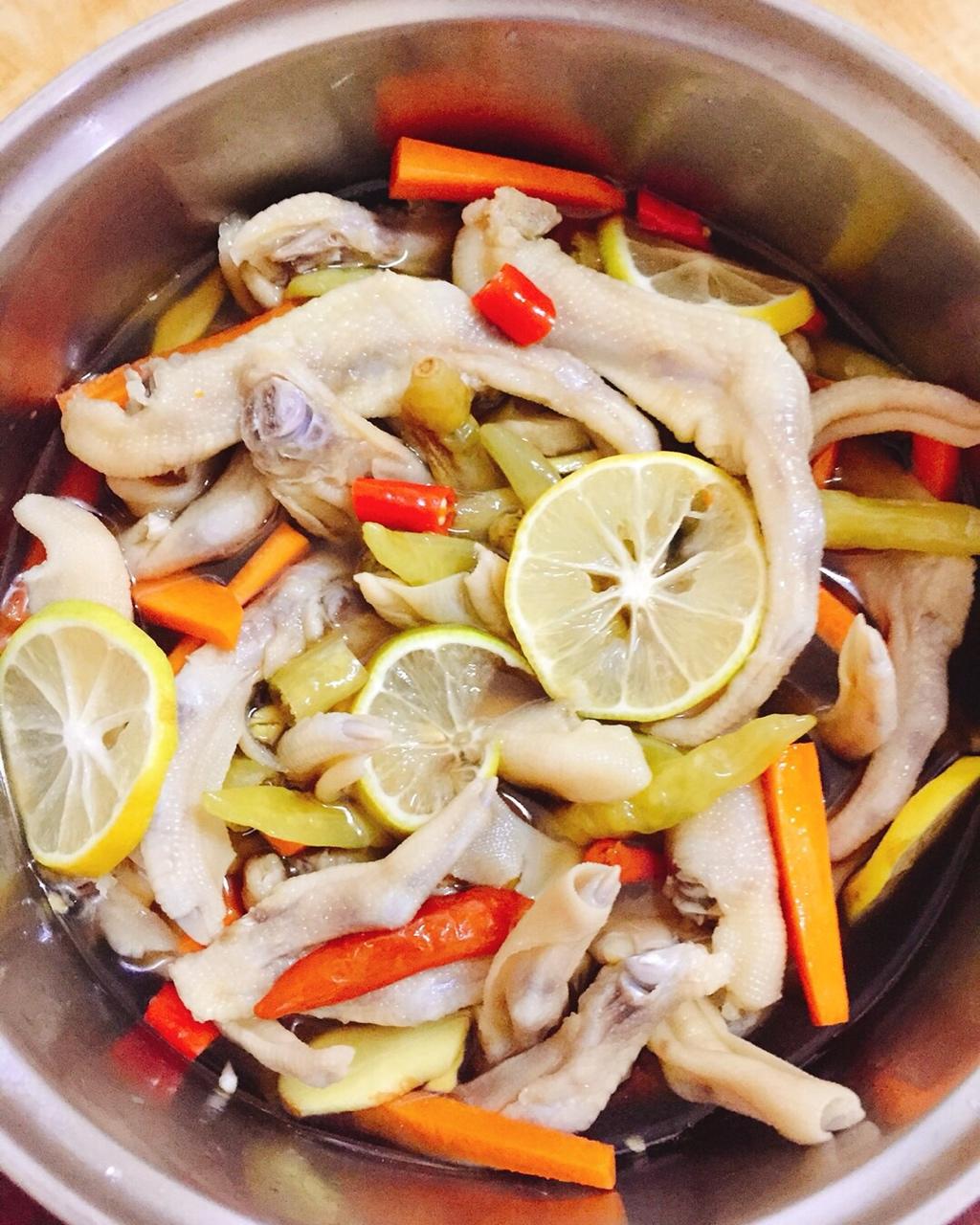 哩嗼做的柠檬泡椒凤爪