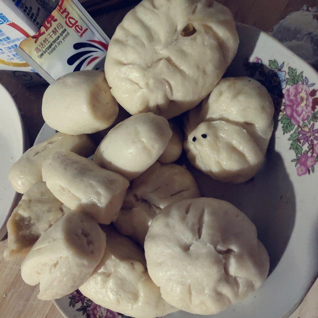 五彩奶香豆沙小馒头