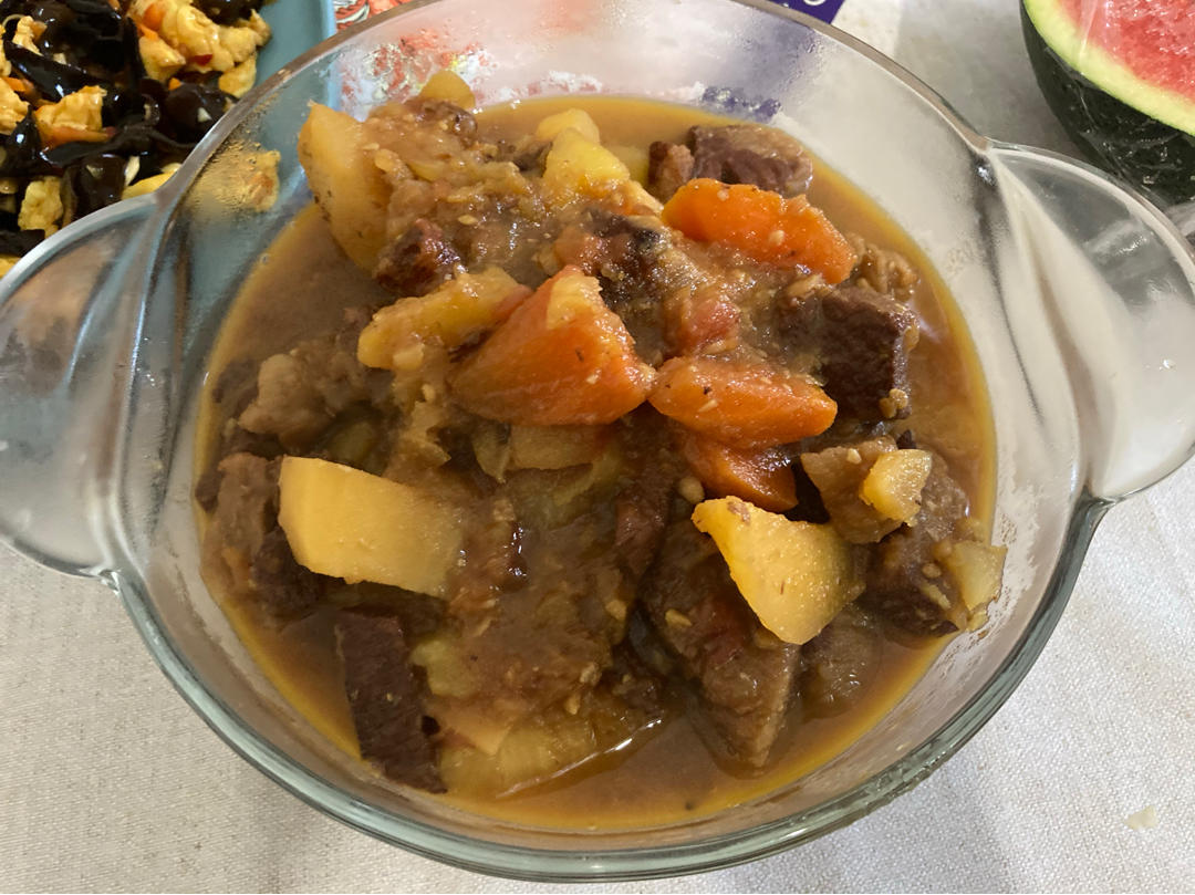 番茄土豆炖牛腩