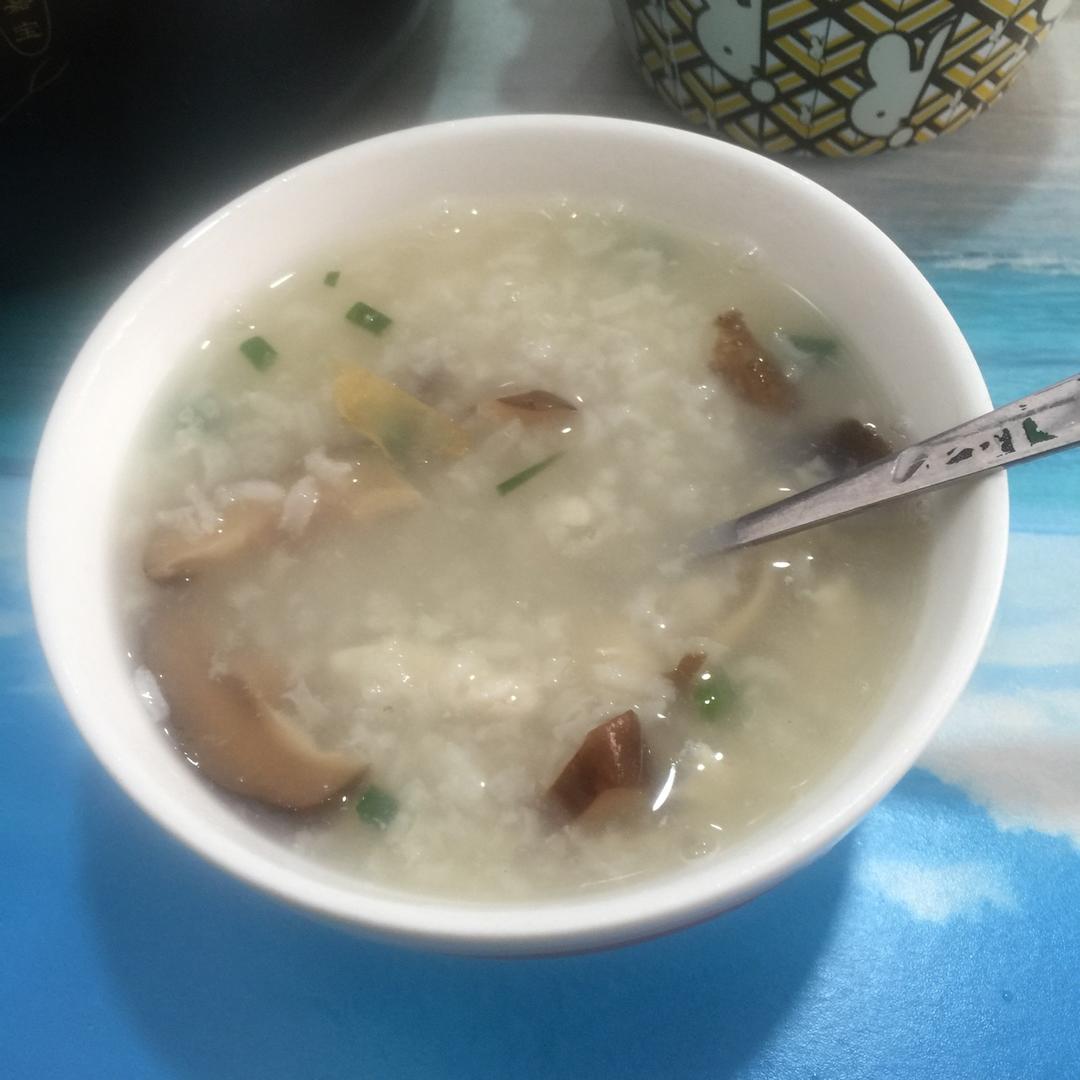 香菇鸡丝粥