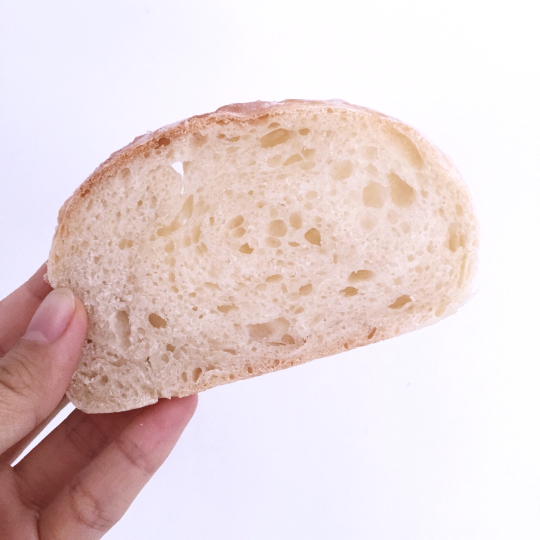 免揉意大利拖鞋面包ciabatta（吐血整理史上最全藤田千秋免揉欧包制作心得）