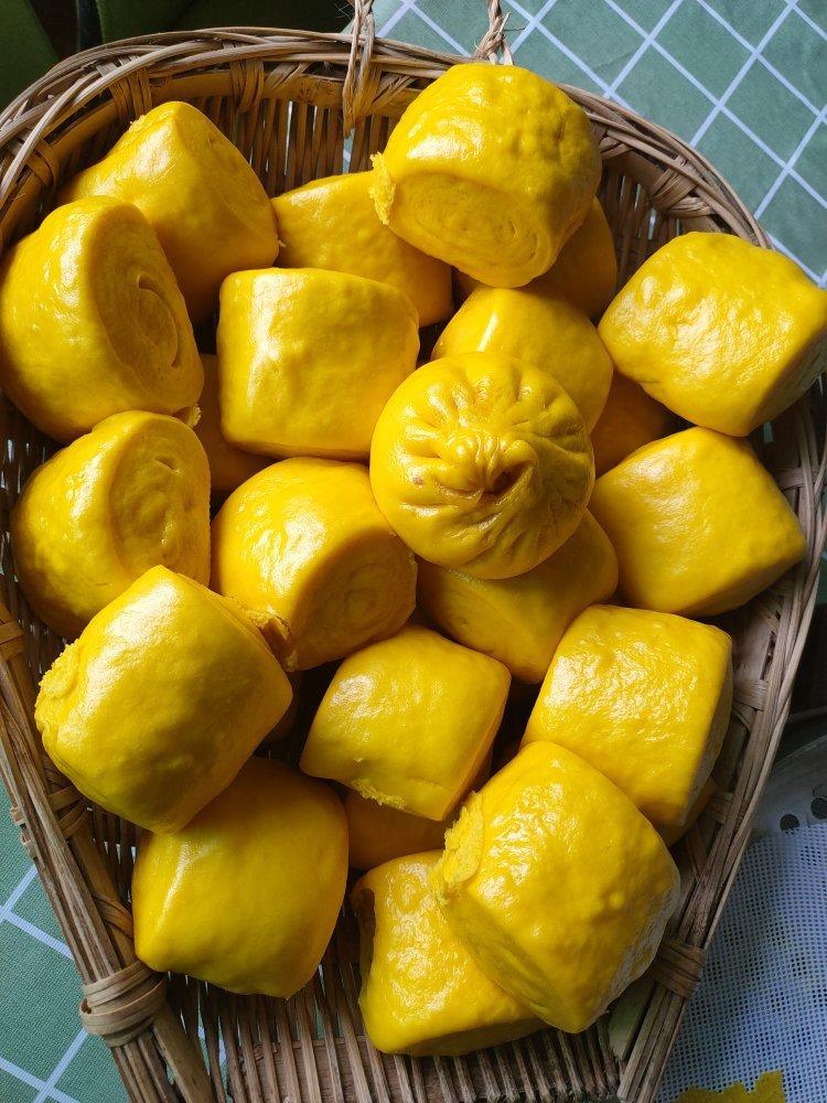 新手也可以--详解如何做出人见人爱、金黄的南瓜馒头