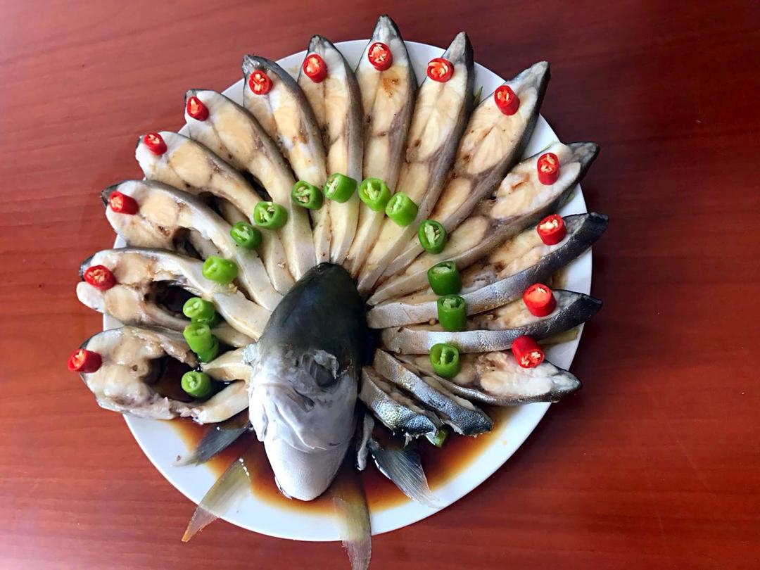 孔雀开屏清蒸鱼