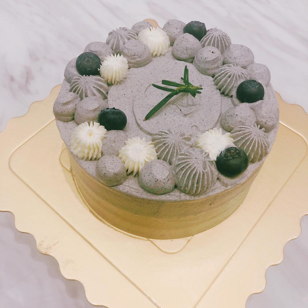 《Tinrry+》芝麻蛋糕