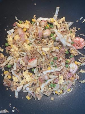 一人食·培根海鲜藜麦炒饭的做法 步骤9