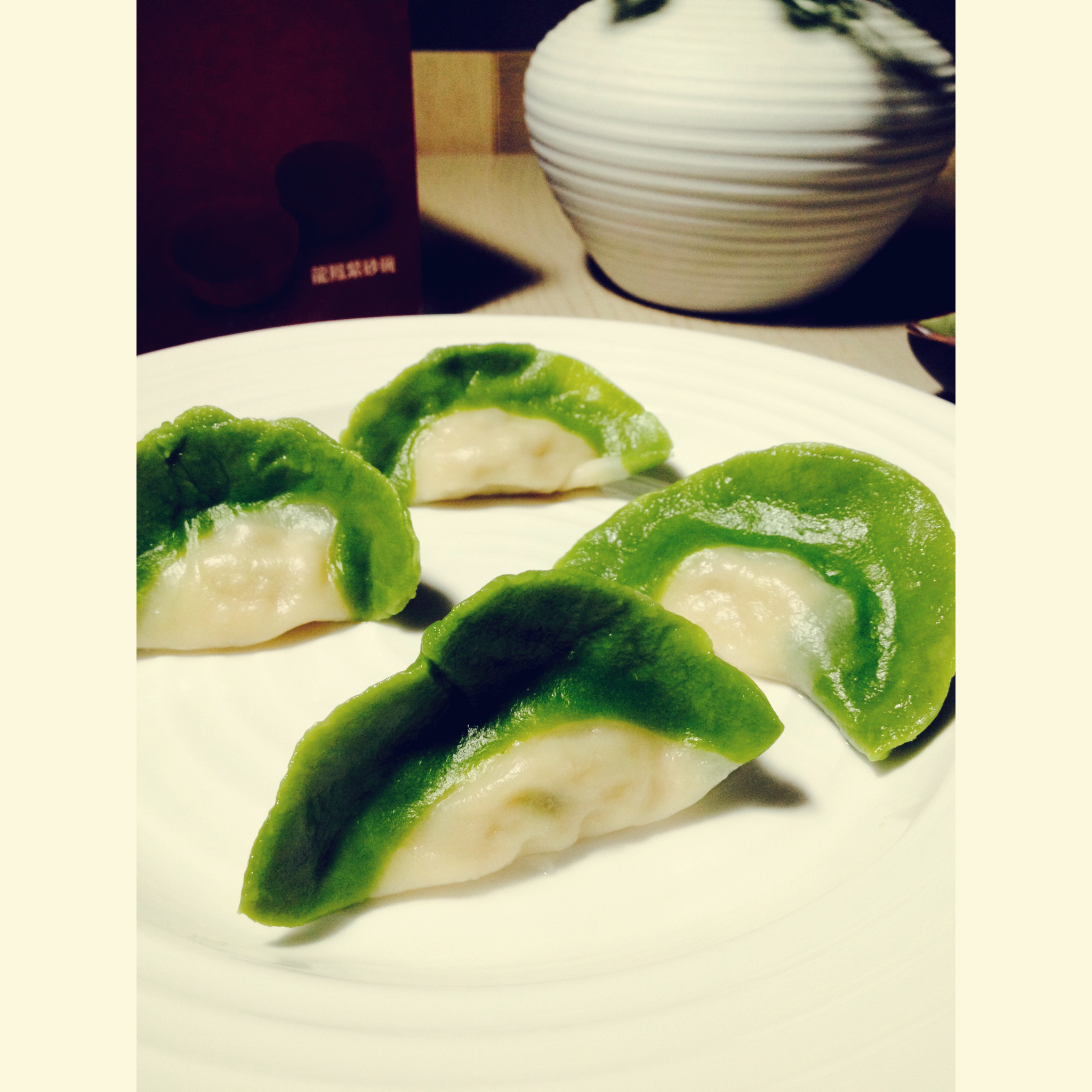 翡翠白玉白菜饺子详细版（附翡翠白玉白菜饺子包法，翡翠白玉饺子皮两种制法，面包机和面，翡翠白玉烧卖，各种馅料搭配）
