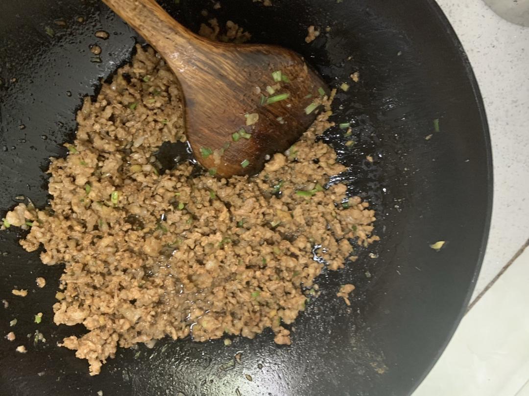 酱肉包 哎呀 太香了！
