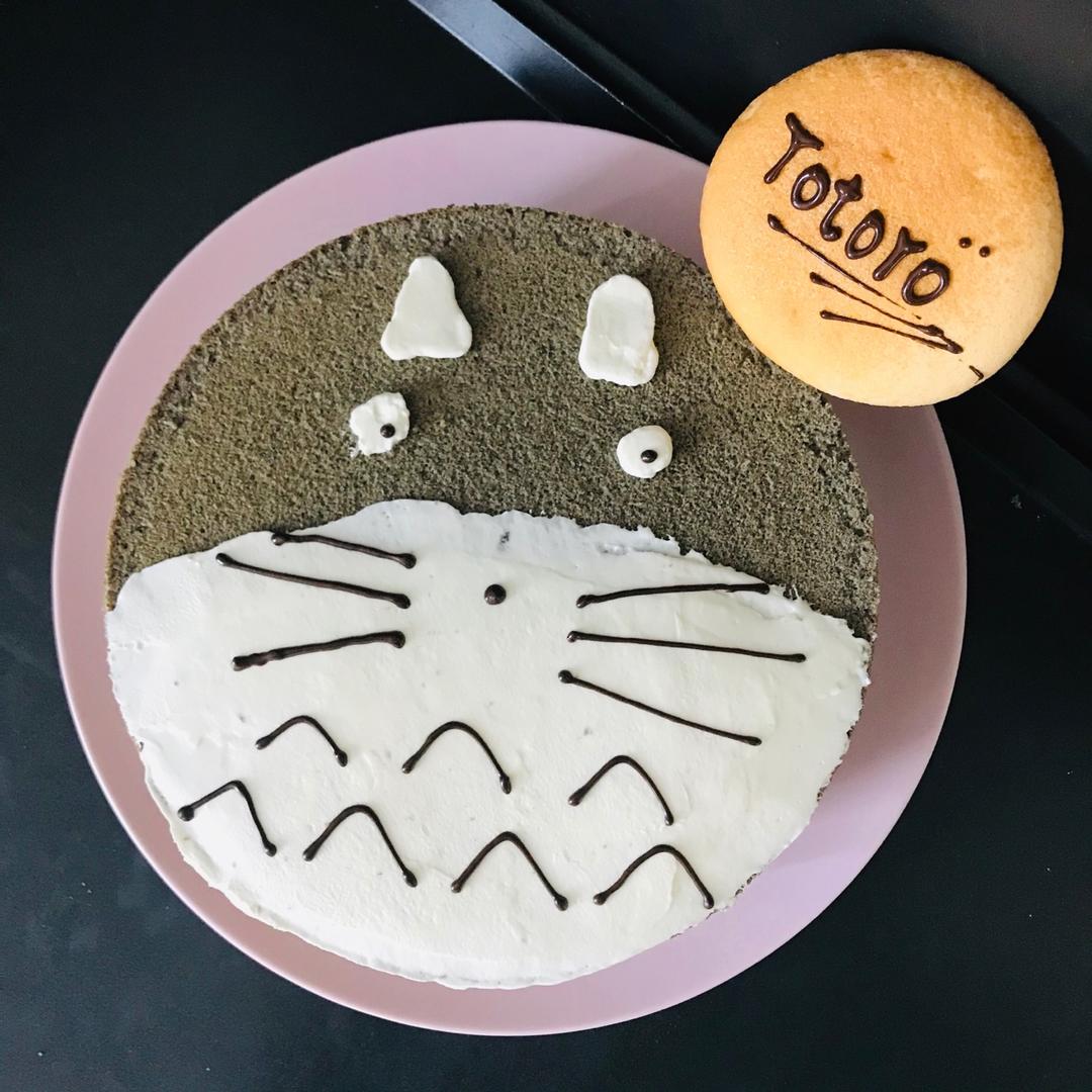萌系龙猫戚风蛋糕