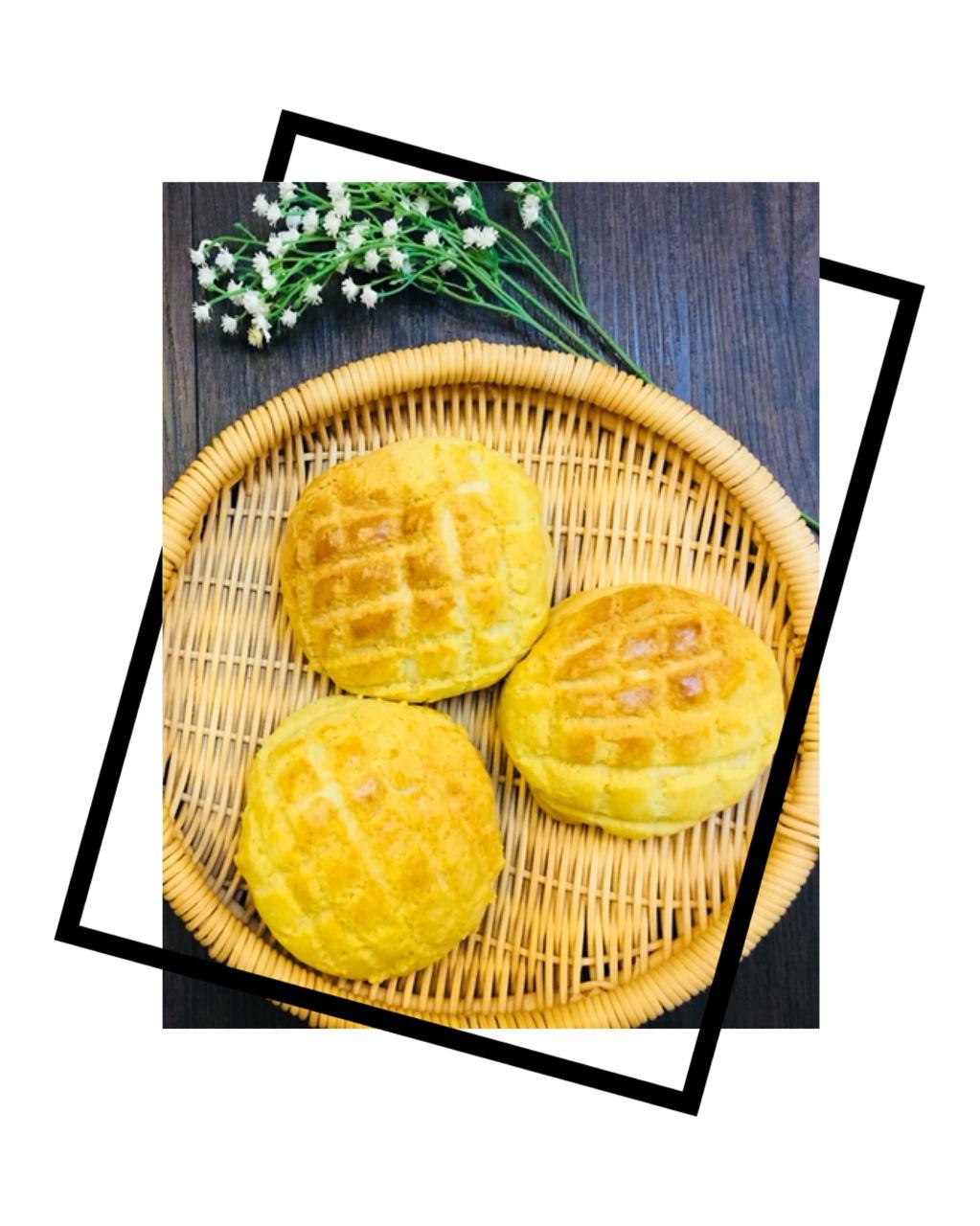 好吃到炸裂的港式菠萝包（附带制作酥皮的小视频）