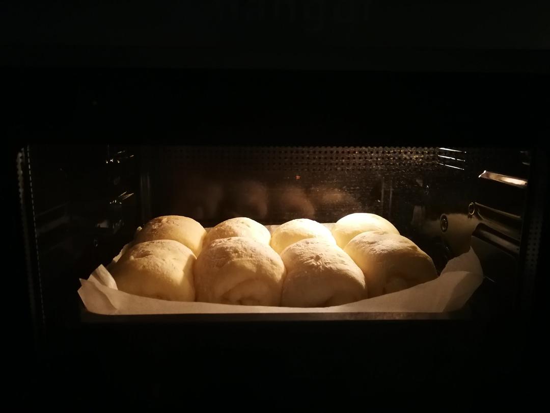 软到不知所措的牛奶卷