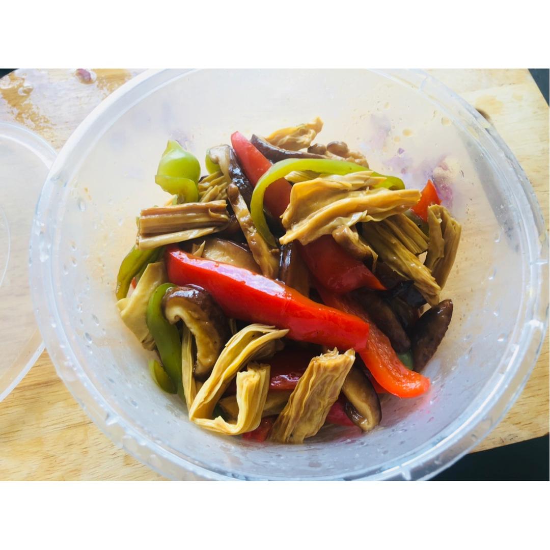 腐竹烧香菇