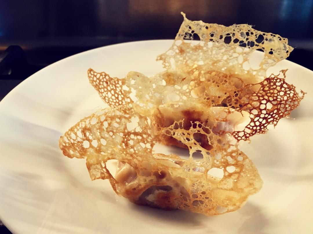 冰花蕾丝煎饺