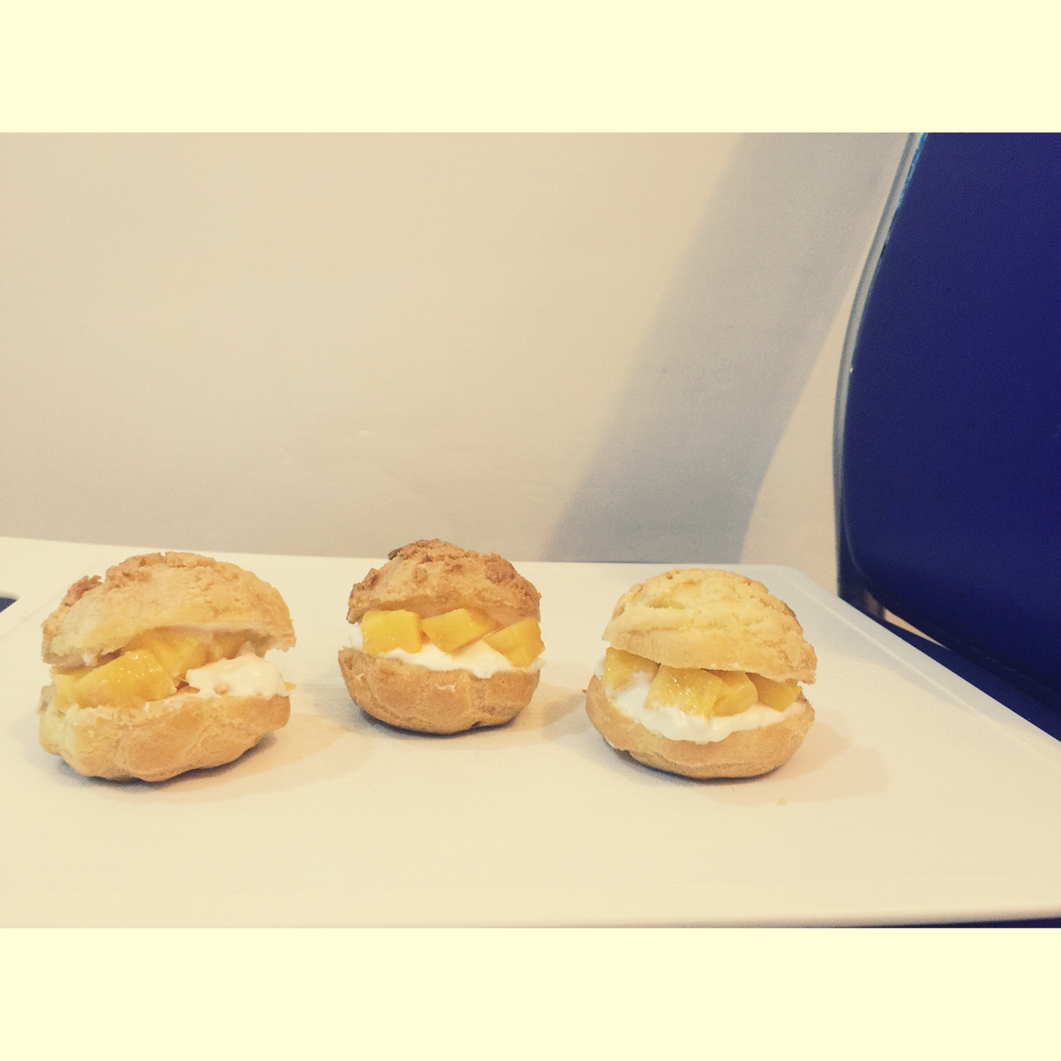 酥皮奶油泡芙--#皮黑森林#