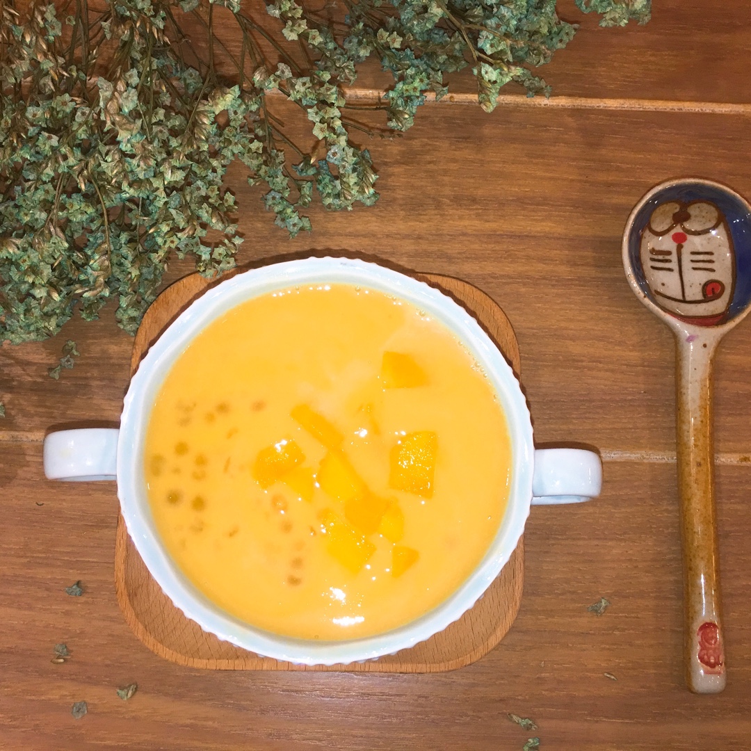 适合陪伴夏天的杨枝甘露