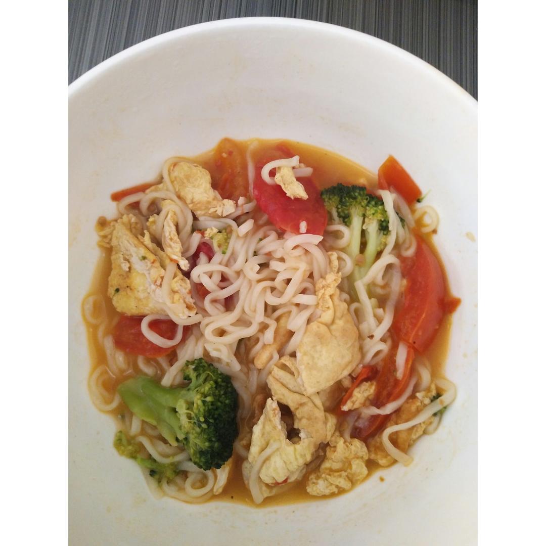 超级入味好吃的番茄鸡蛋面