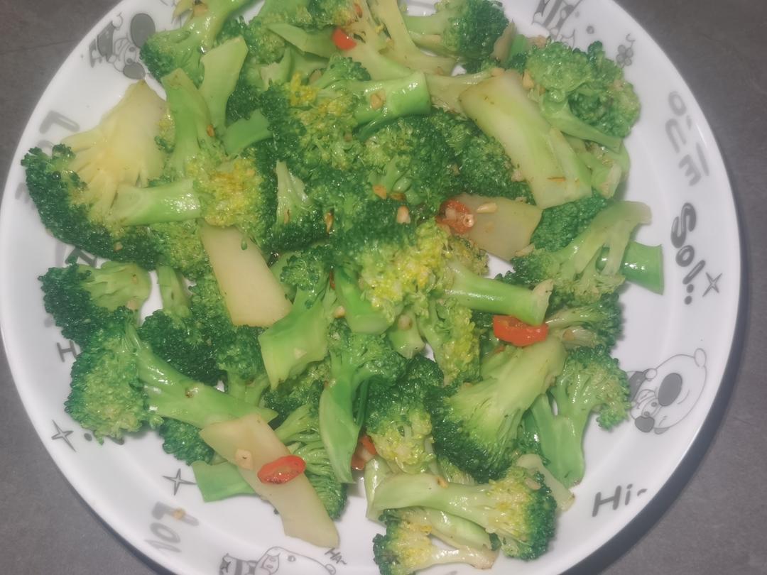 炒菜：爆炒西兰花（清单爽口版）