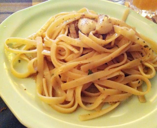 spaghetti alla bottarga di muggine 乌鱼鱼子意大利面的做法
