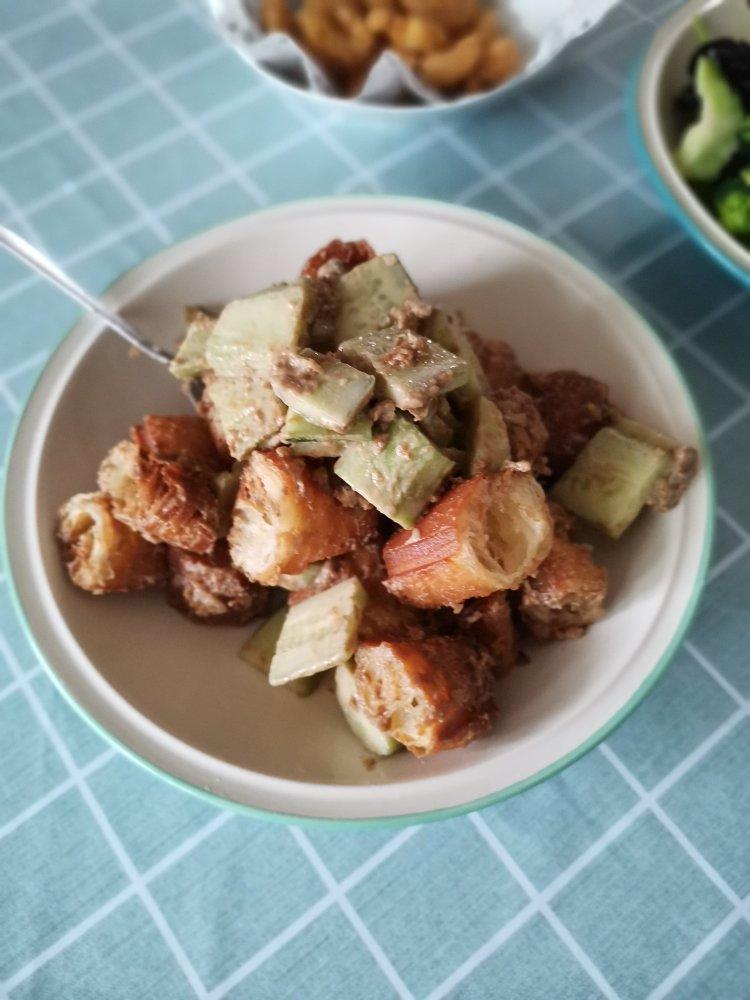 凉拌油条黄瓜