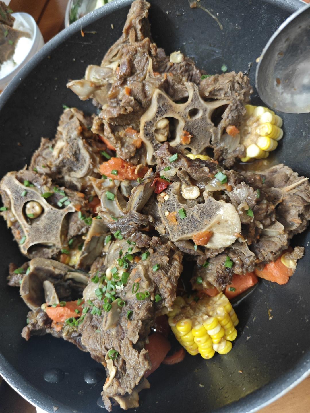 红烧牛排骨&番茄土豆牛骨汤（懒人保存法）