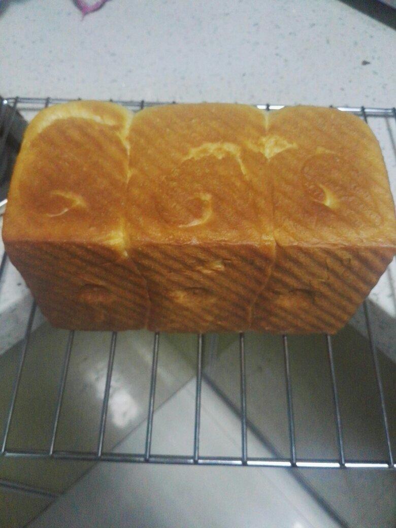 牛奶吐司