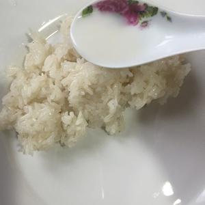 椰香芒果糯米饭的做法 步骤6
