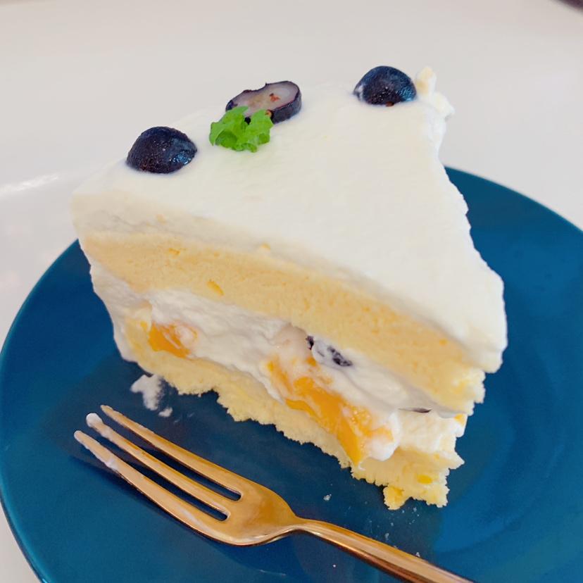 超简单完美戚风蛋糕（6寸2蛋）附打发、翻拌、脱模视频