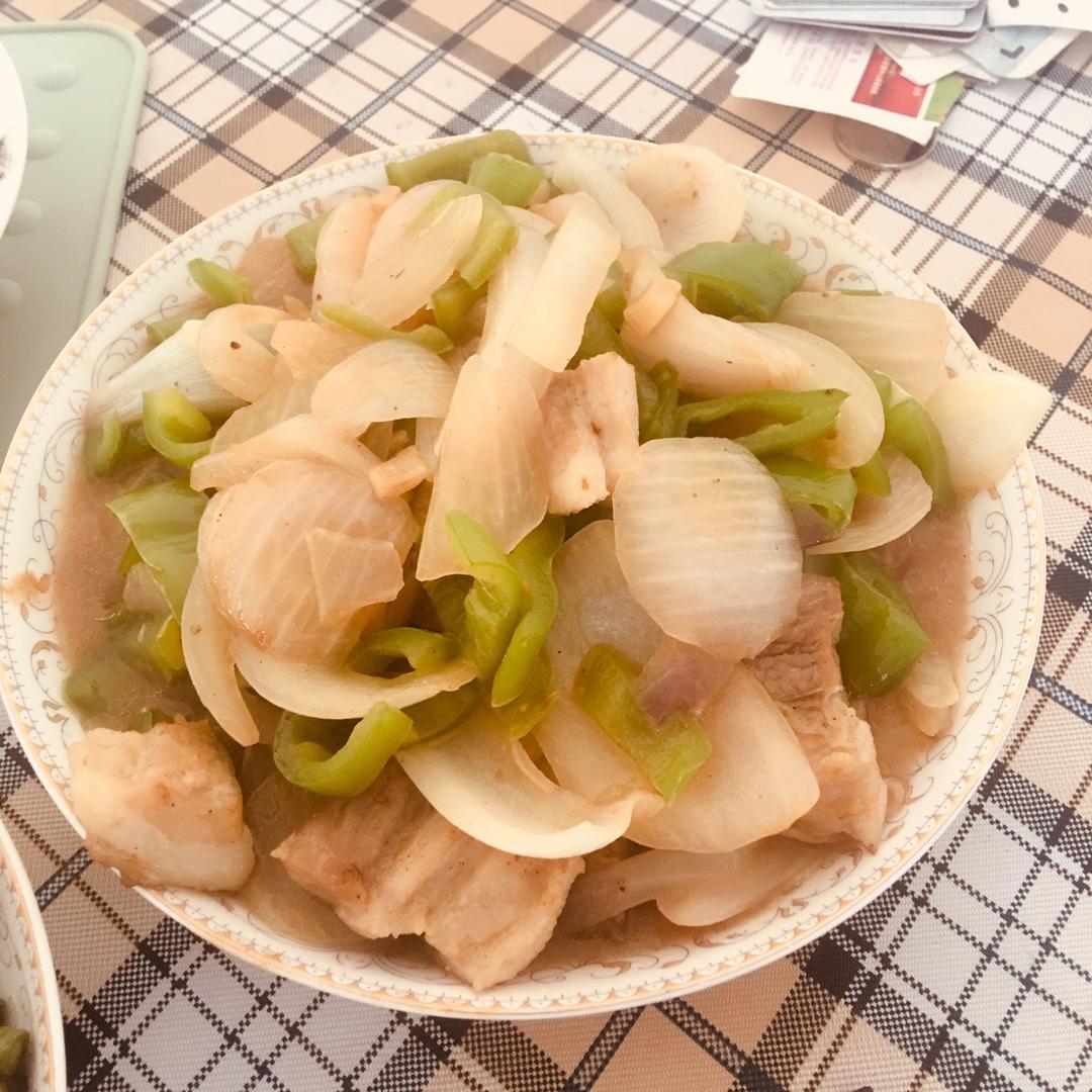 洋葱青椒炒肉丝
