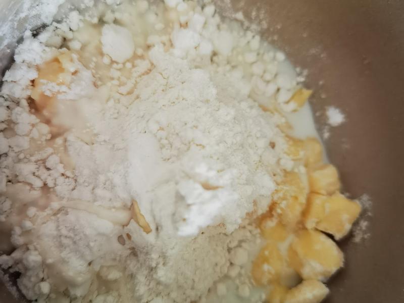 纯奶手撕吐司的做法 步骤1