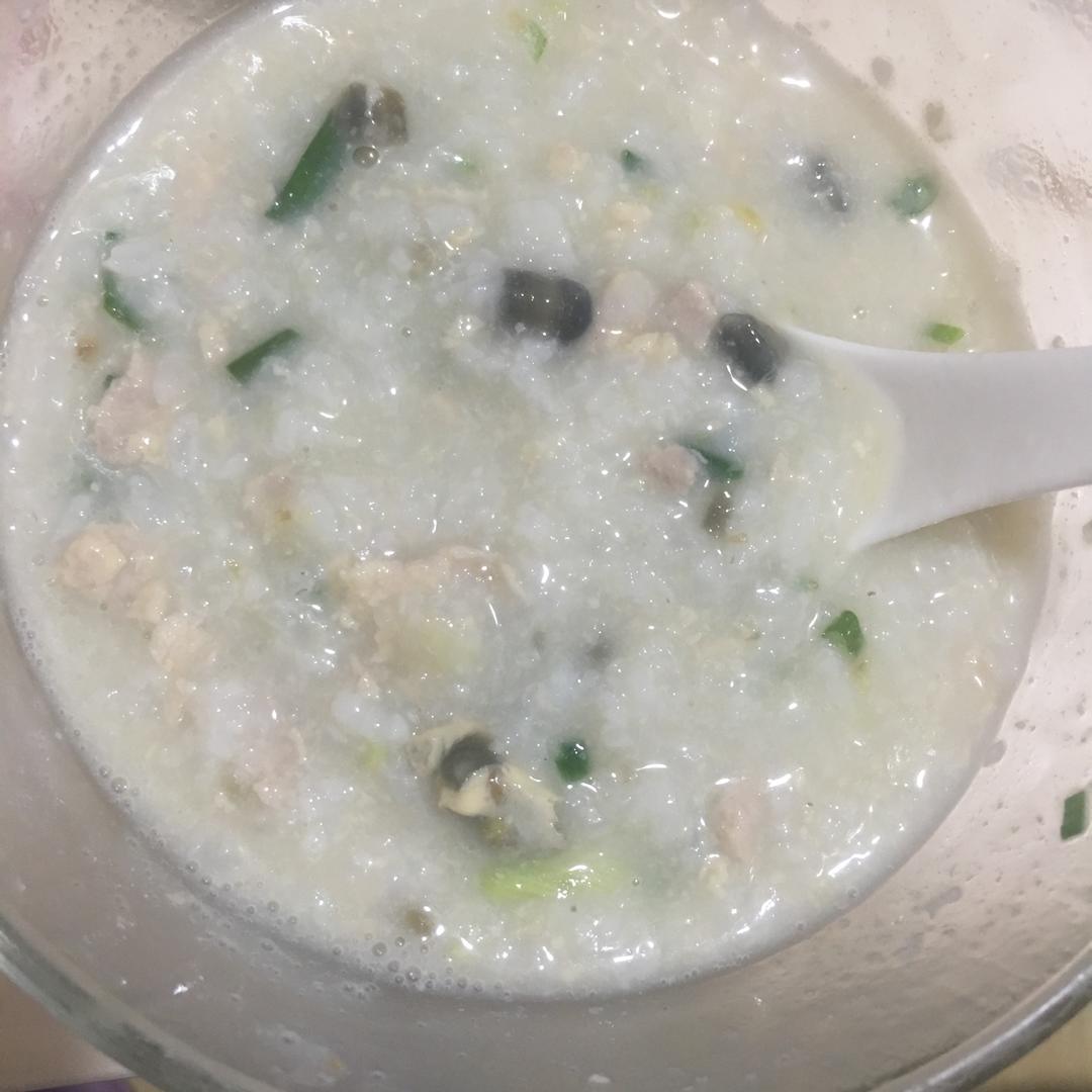 皮蛋瘦肉粥