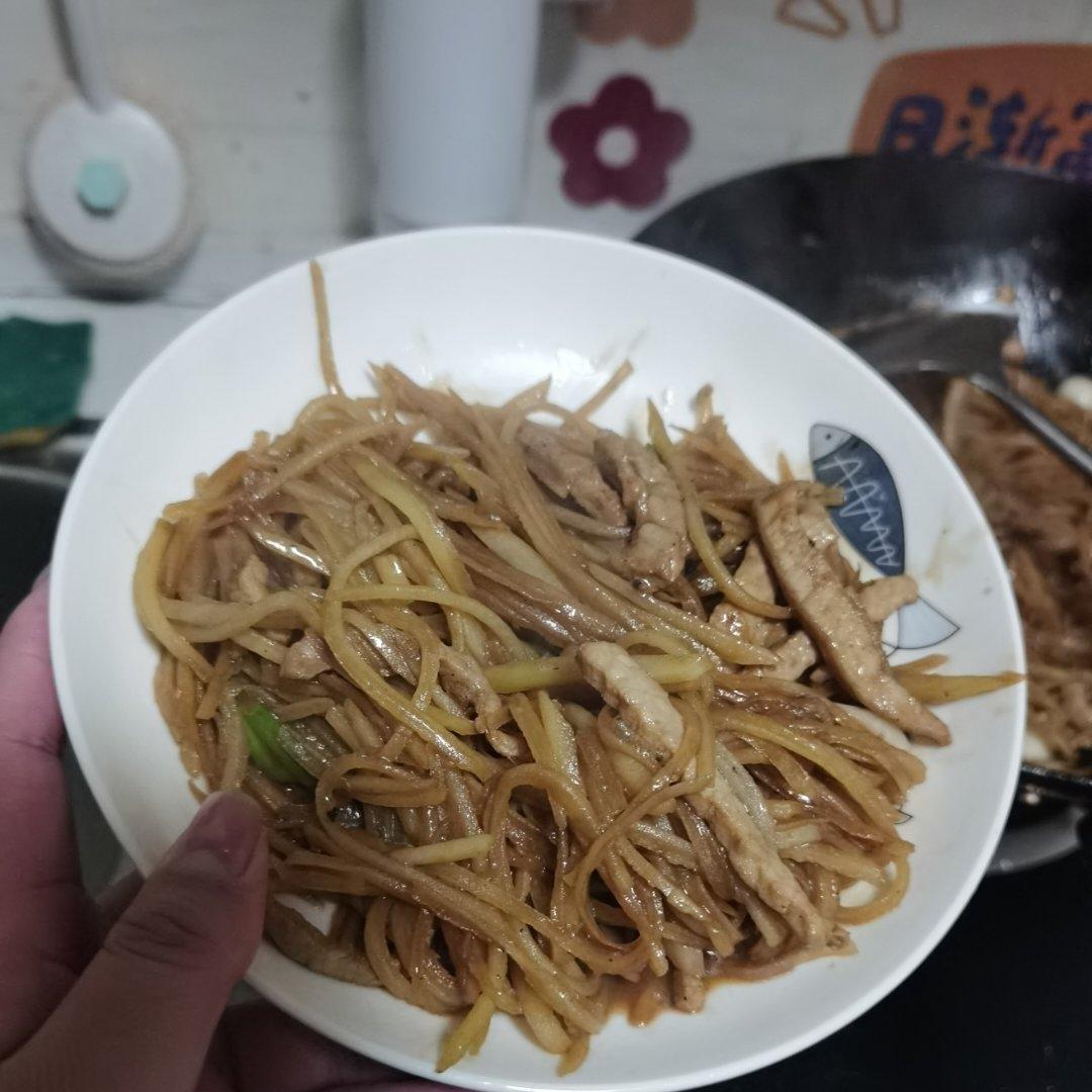 土豆丝炒肉