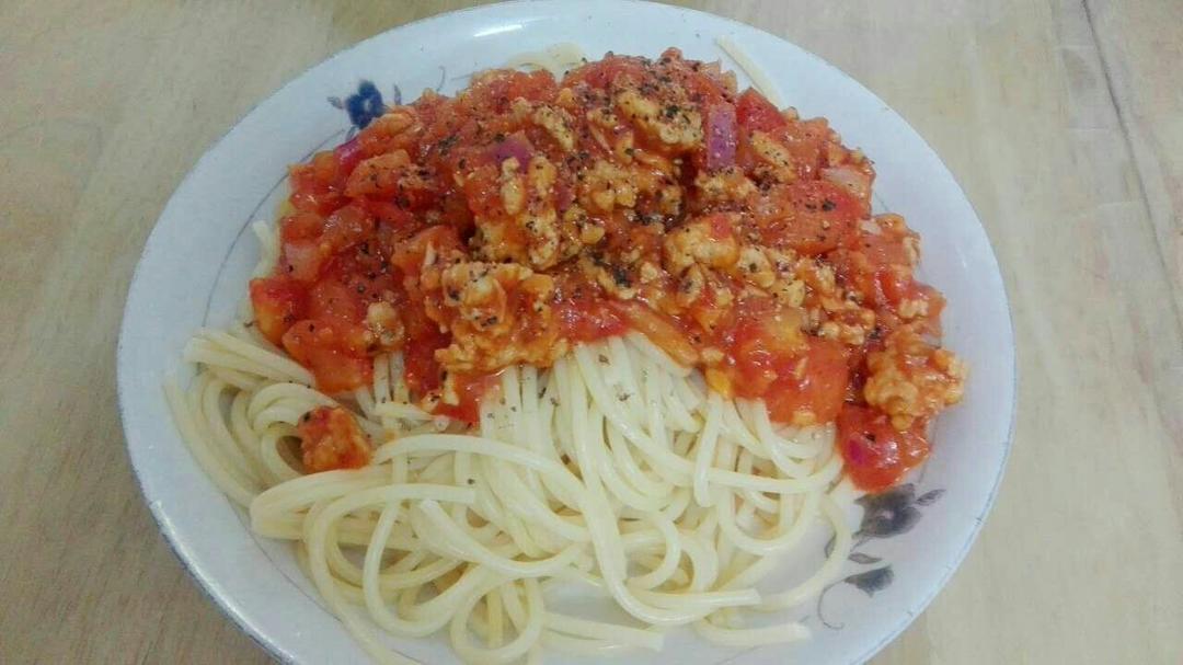 蕃茄蘑菇肉酱意大利面