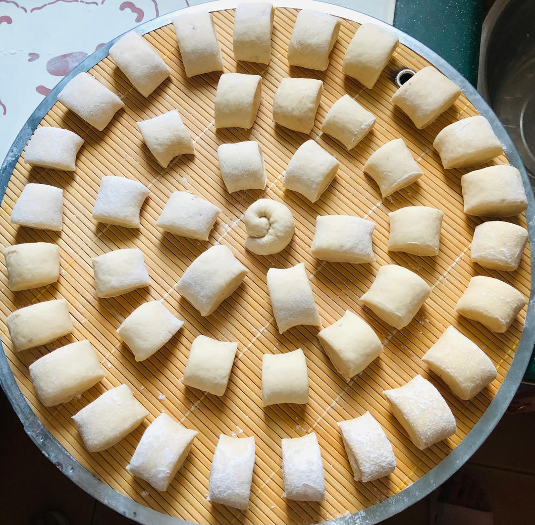 香蕉小馒头，好香哦🤔️的做法