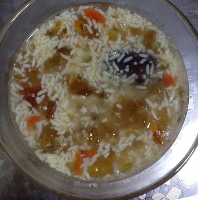 醪糟桃胶枸杞养生汤的做法