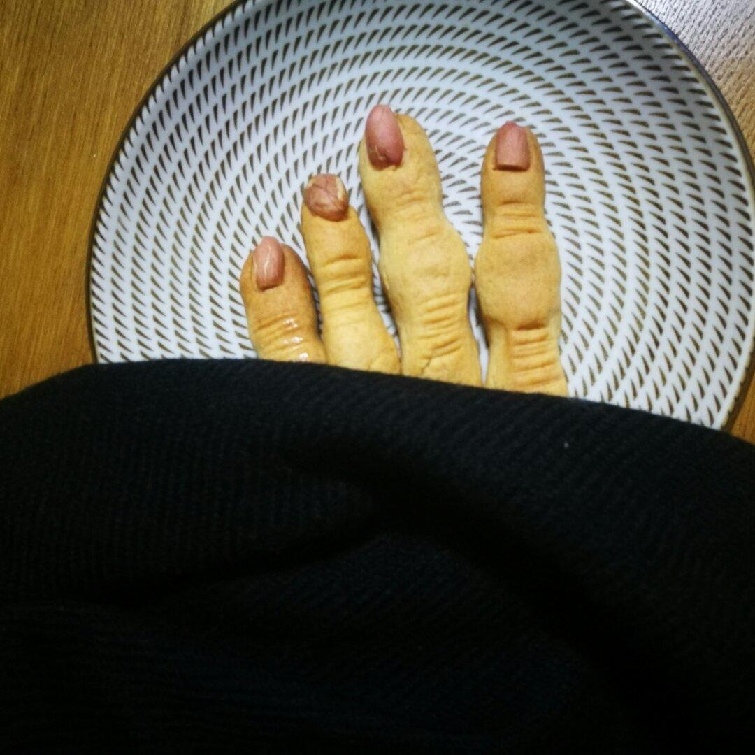 万圣节女巫的手指