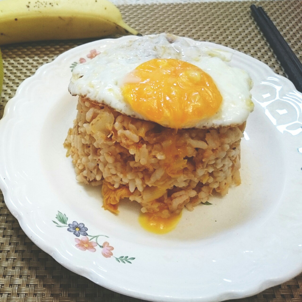 金枪鱼泡菜炒饭