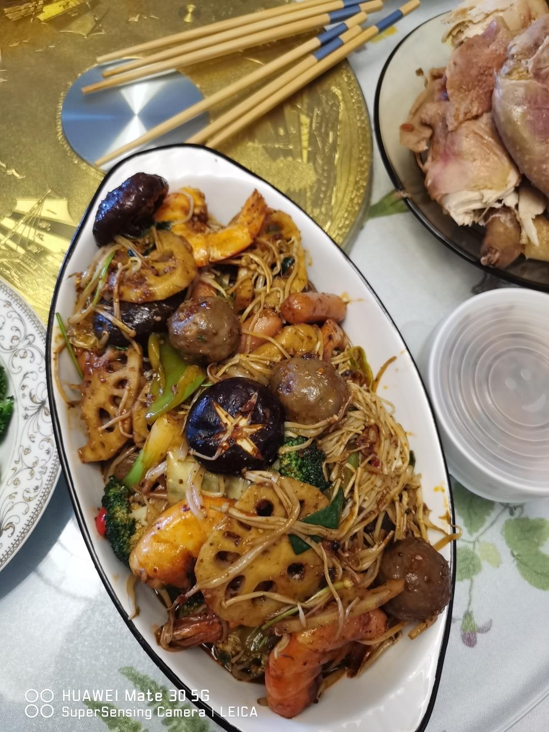 家庭聚会被赞爆的～麻辣香锅 今天这道菜太给撑场面了